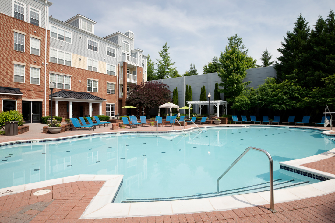 the montgomery apartments bethesda md